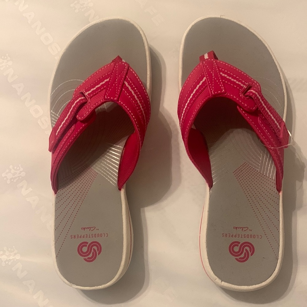 Clarks cloudstoppers sandals